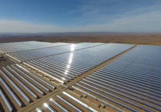 Ouarzazate Solar Power Station in de Noordafrikaanse Drâa-Tafilalet regio in Marokko.